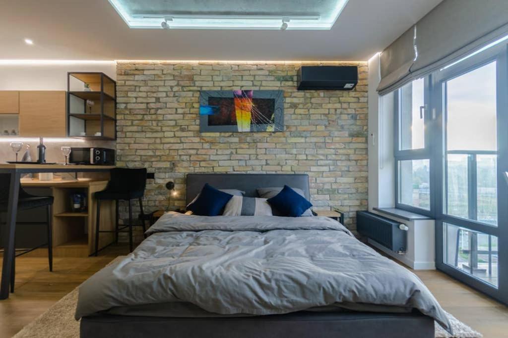 Vip - Smart Apartment Kyiv Exterior photo