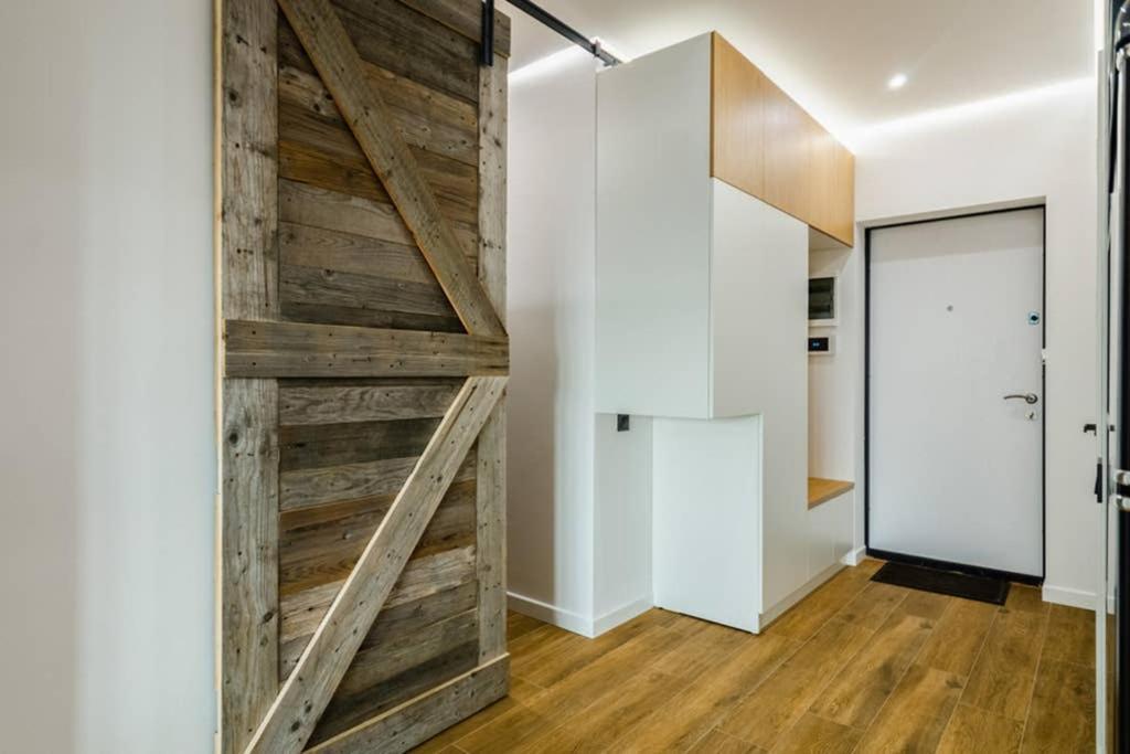 Vip - Smart Apartment Kyiv Exterior photo