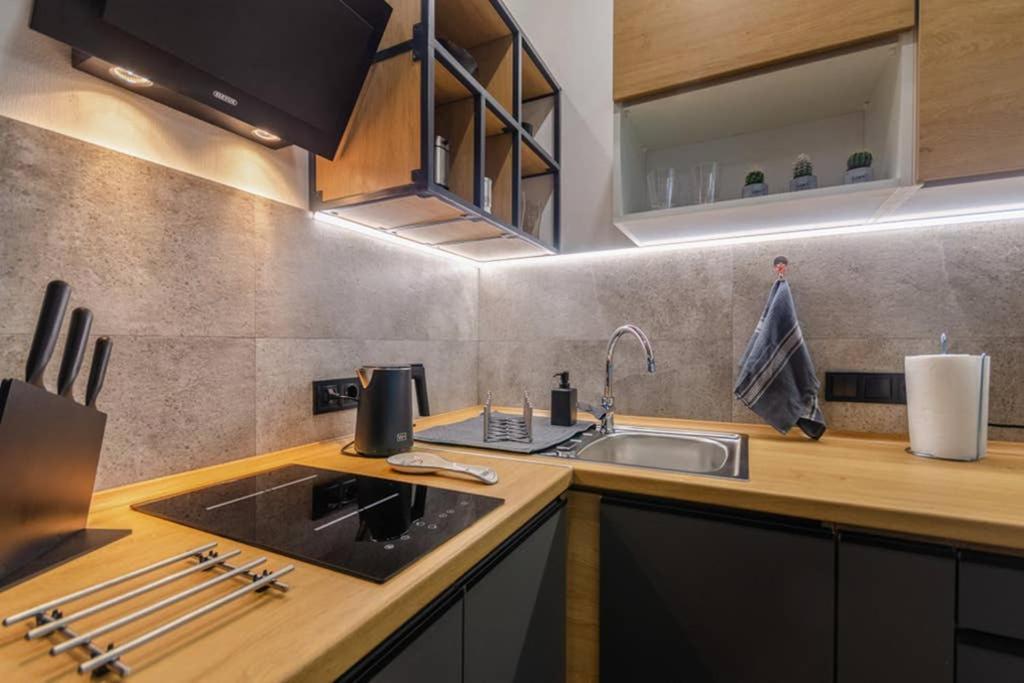 Vip - Smart Apartment Kyiv Exterior photo